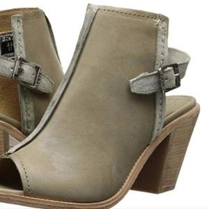 Frye  Izzy slingback mules